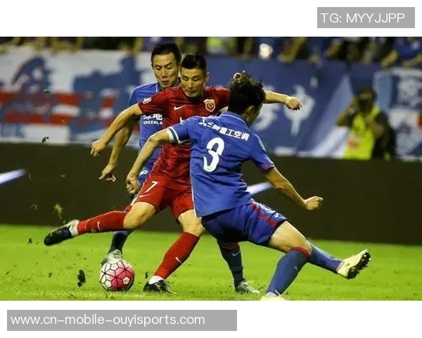 中超精彩对决上海上港迎战重庆力帆直播全程回顾与分析