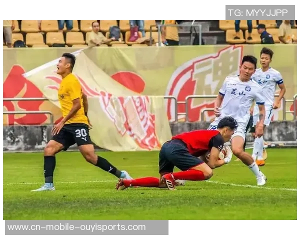 四川九牛与昆山FC的精彩对决回顾及赛季表现分析