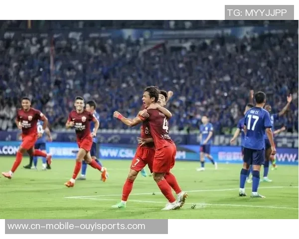 海港成中超模版!沪官媒:澳教理念挨近英超,穆帅师弟要来国安 海港成中超模版!沪官媒:澳教理念挨近英超,穆帅师弟要来国安